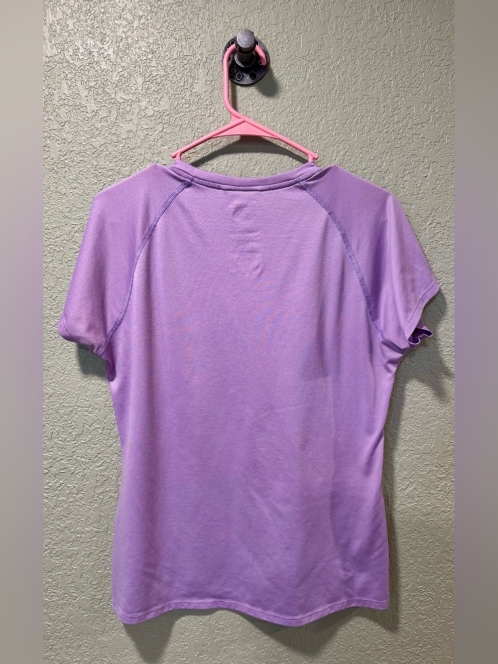 The North Face Women's Lavender V-Neck Short Sleeve Tee L - Picture 4 of 4